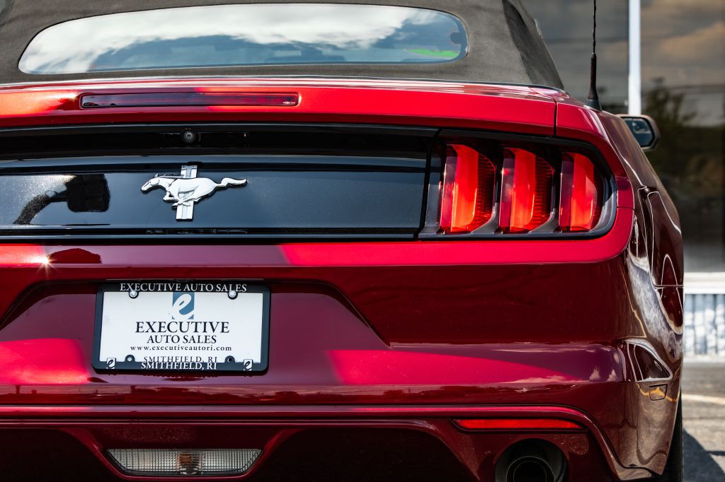 2016 Ford Mustang Image 14