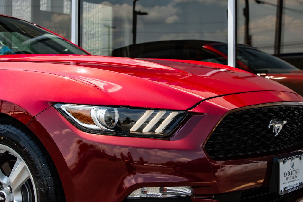 2016 Ford Mustang Image 15