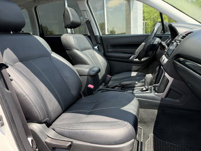 2018 Subaru Forester Image 16