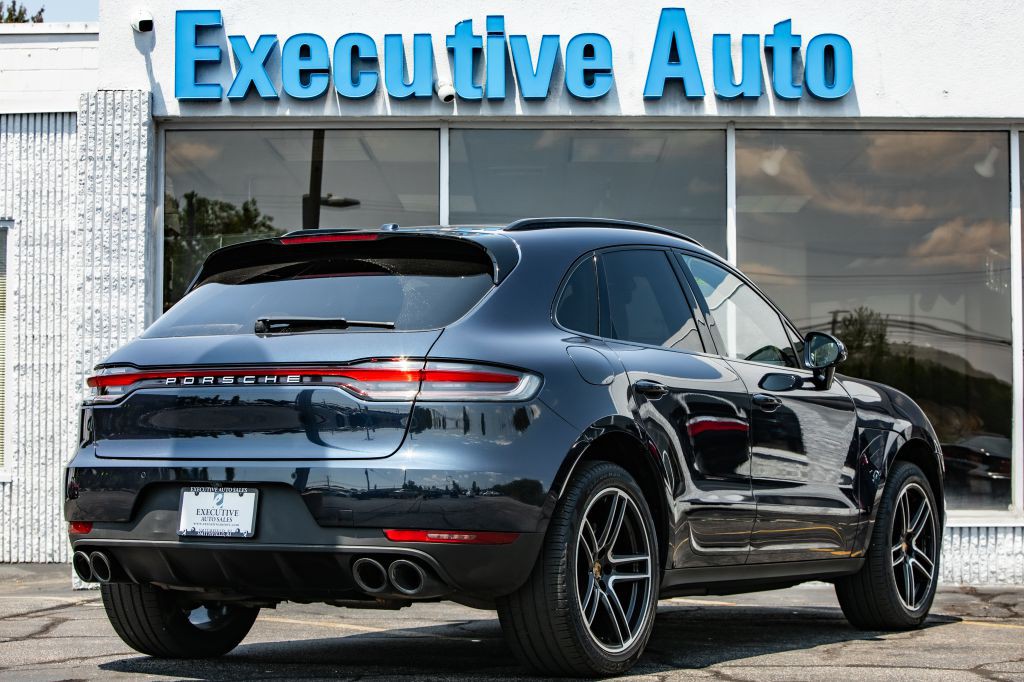 2020 Porsche Macan Image 7
