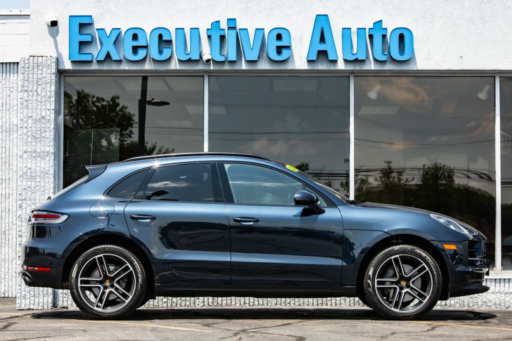 2020 Porsche Macan Image 8
