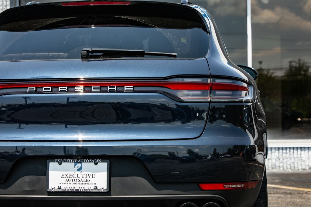 2020 Porsche Macan Image 14