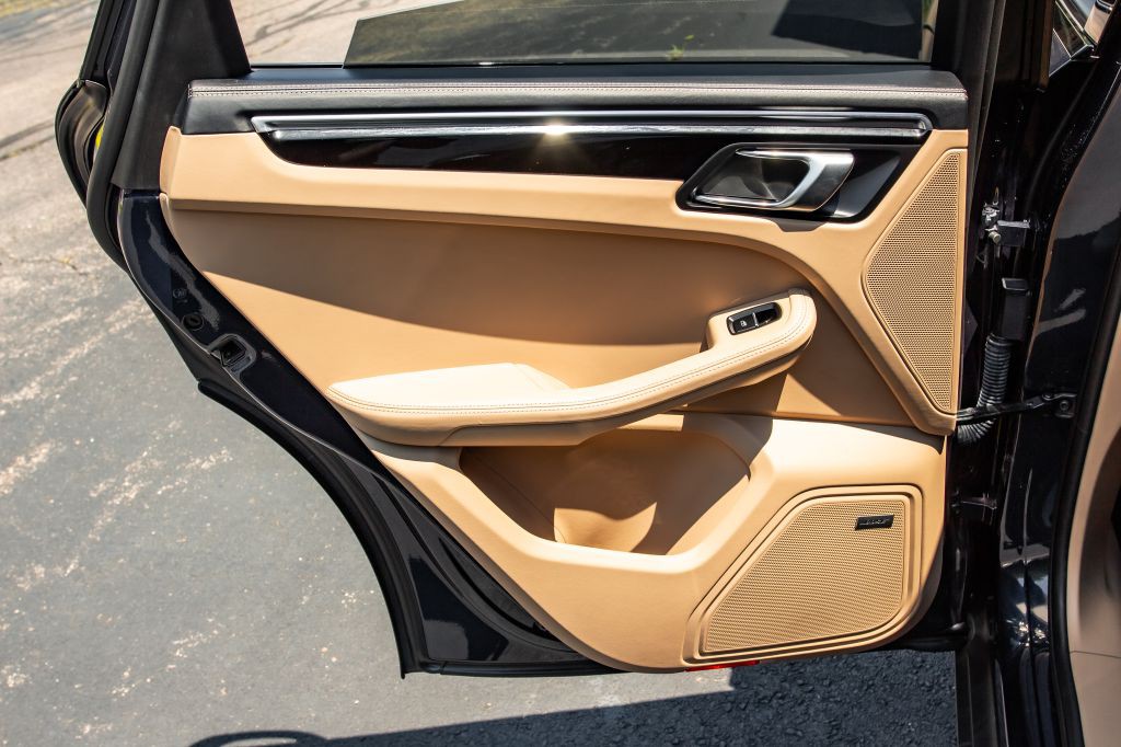 2020 Porsche Macan Image 27