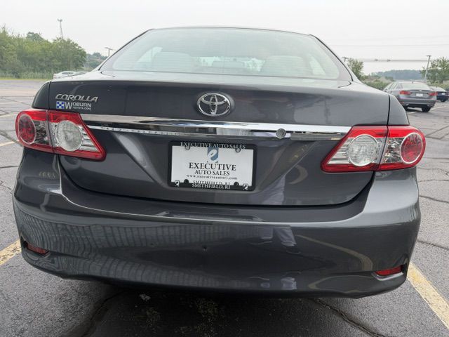 2013 Toyota Corolla Image 3