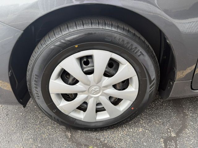 2013 Toyota Corolla Image 7