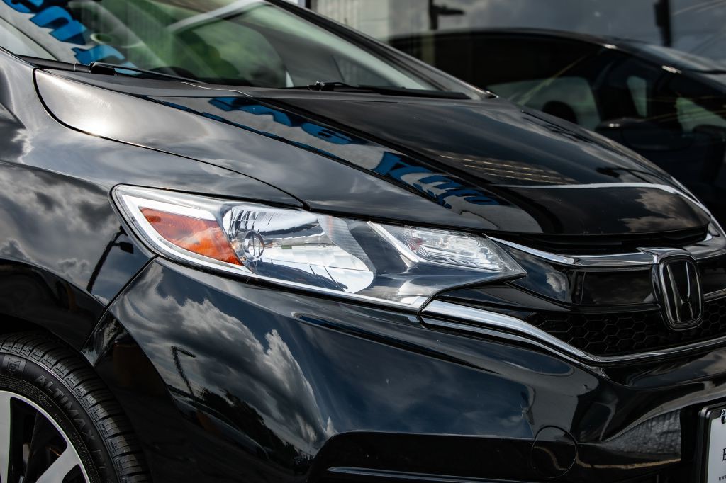 2019 Honda Fit Image 15