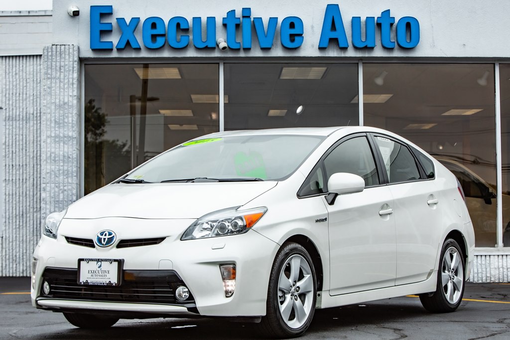 2015 Toyota Prius Image 3
