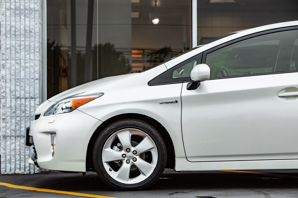 2015 Toyota Prius Image 11