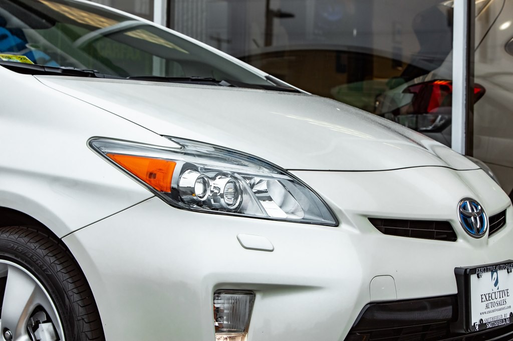 2015 Toyota Prius Image 15