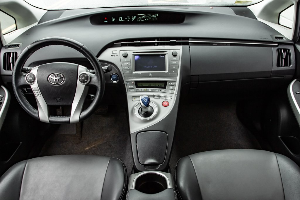 2015 Toyota Prius Image 18