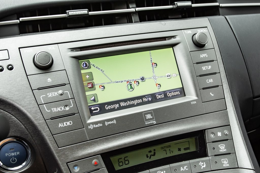 2015 Toyota Prius Image 23