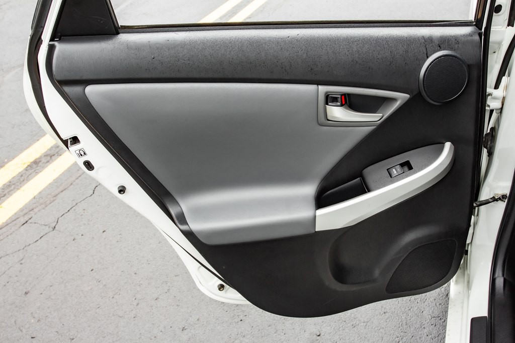 2015 Toyota Prius Image 27