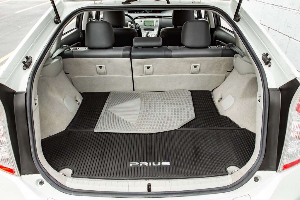 2015 Toyota Prius Image 28