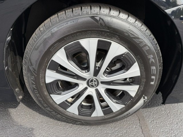 2022 Toyota Prius Image 8