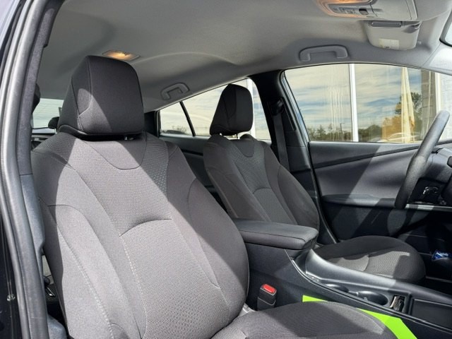 2022 Toyota Prius Image 13
