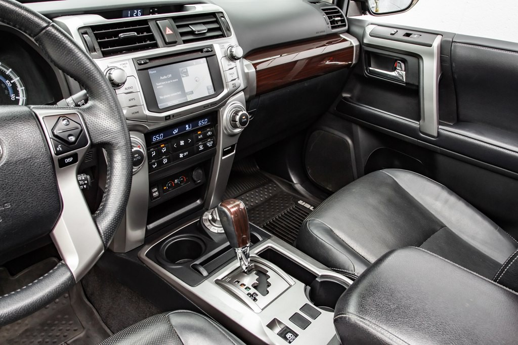 2019 Toyota 4Runner Image 23