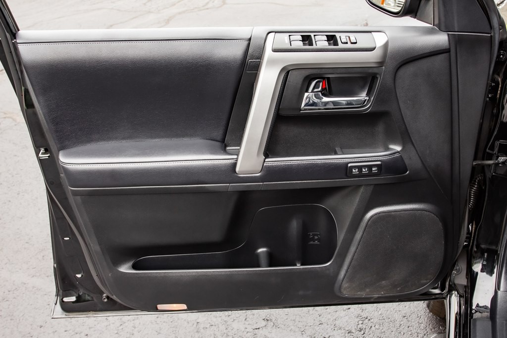 2019 Toyota 4Runner Image 27