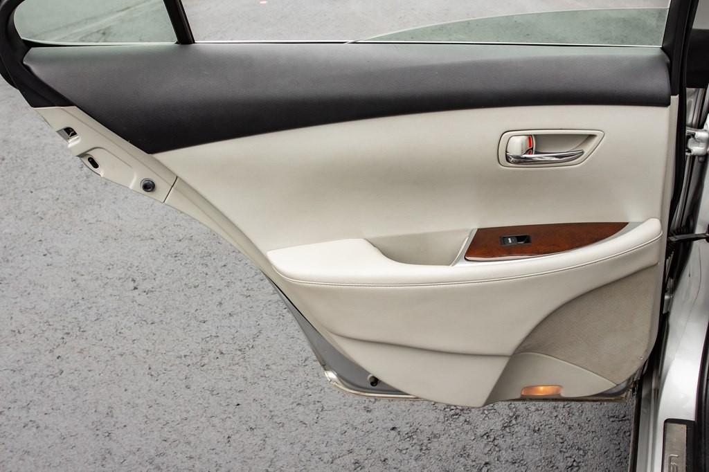 2012 Lexus ES Image 26