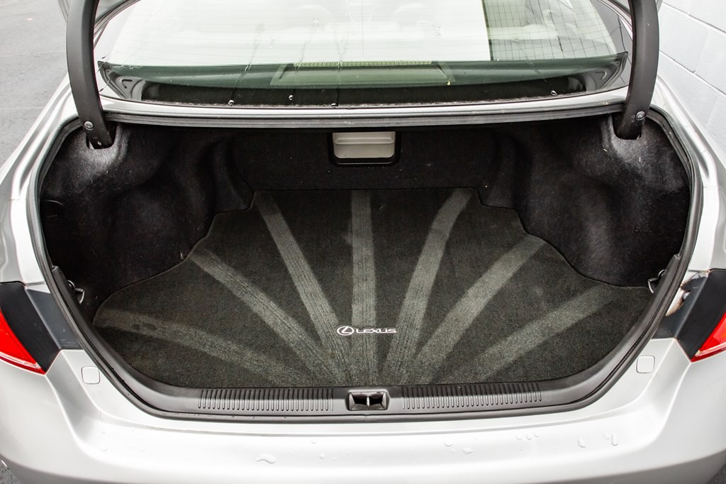 2012 Lexus ES Image 27