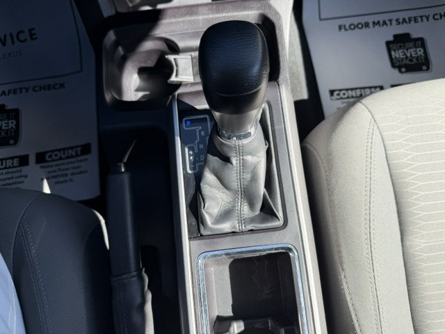 2016 Toyota Tacoma Image 19