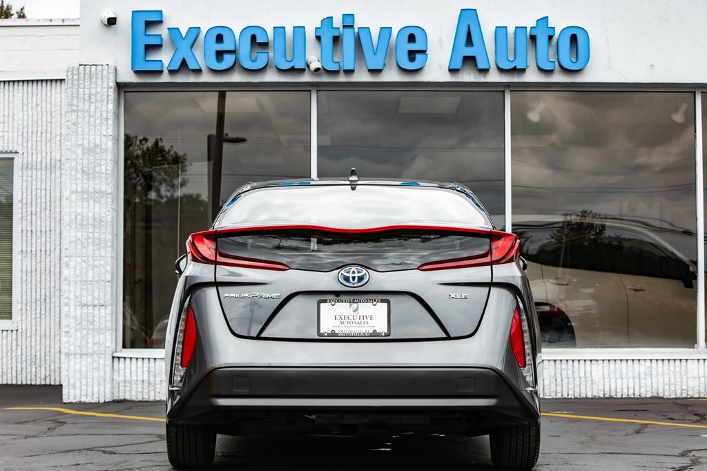 2021 Toyota Prius Image 6