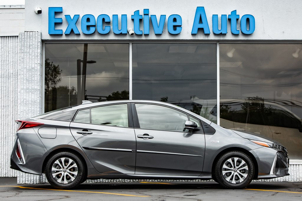 2021 Toyota Prius Image 8