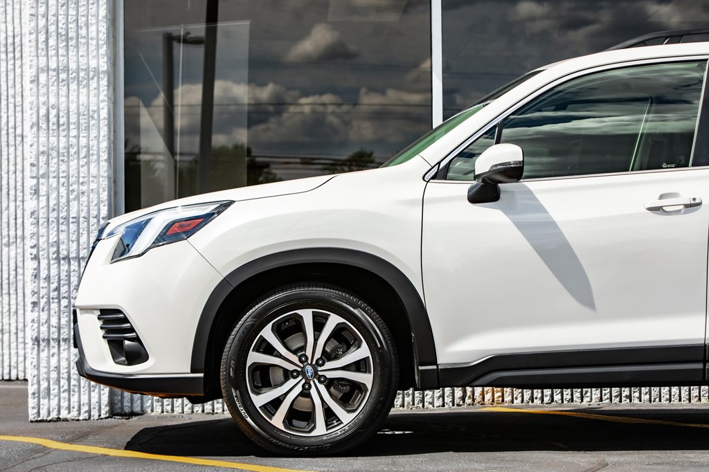 2023 Subaru Forester Image 11