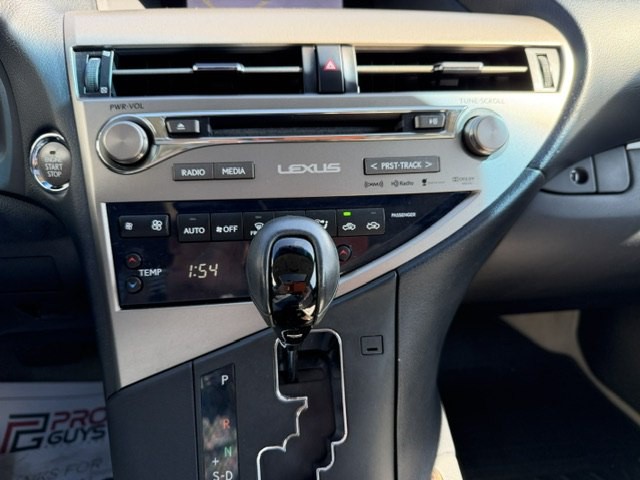2015 Lexus RX Image 19