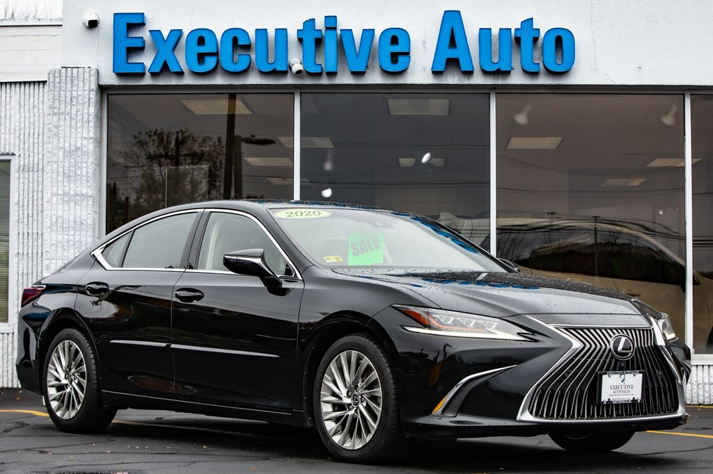 2020 Lexus ES Image 1