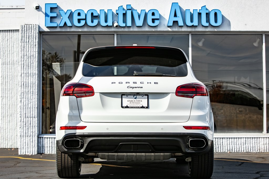 2017 Porsche Cayenne Image 6