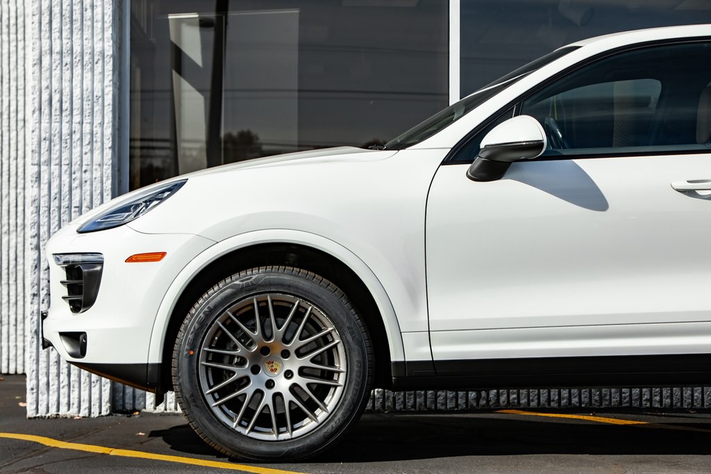 2017 Porsche Cayenne Image 11