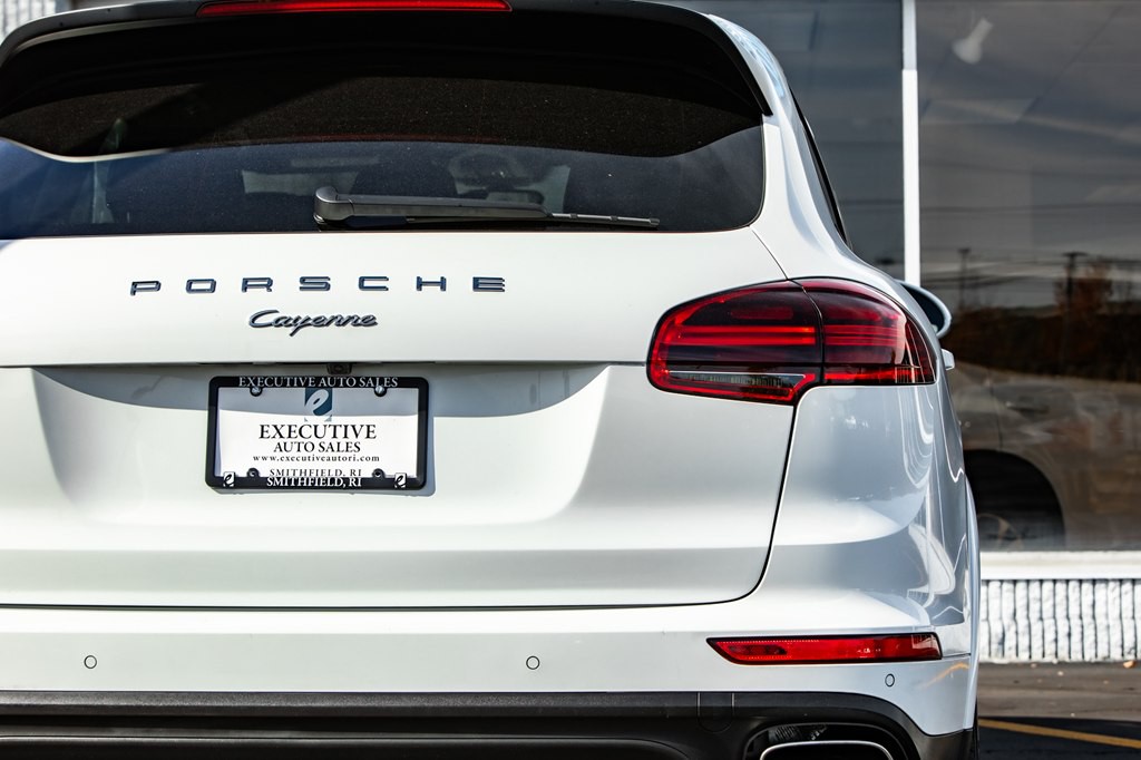 2017 Porsche Cayenne Image 14