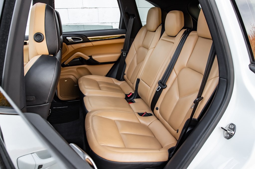 2017 Porsche Cayenne Image 26
