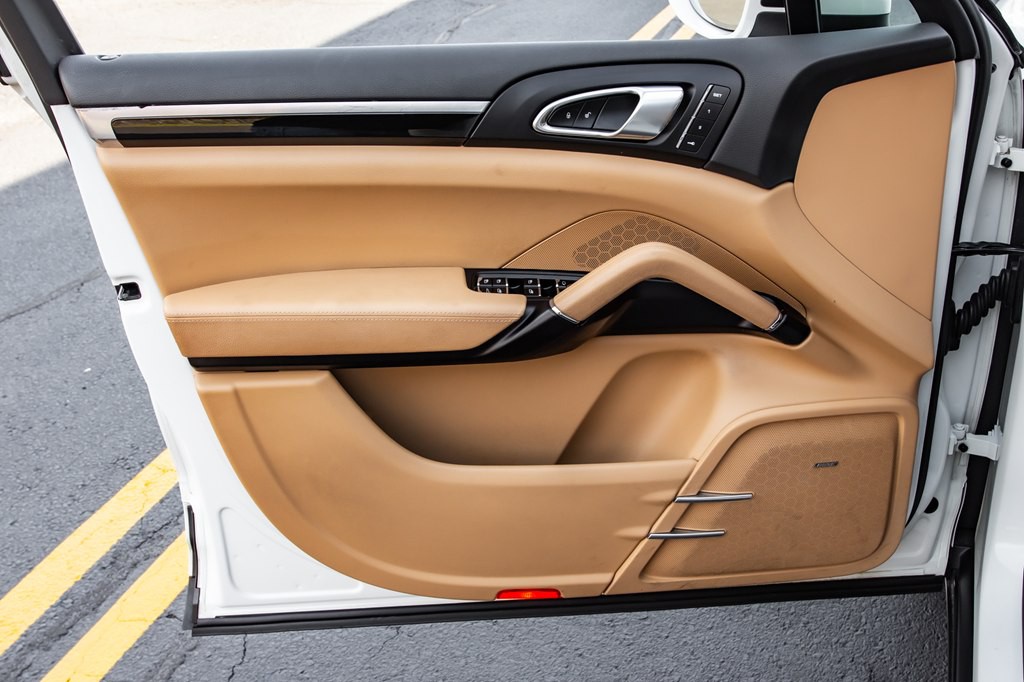 2017 Porsche Cayenne Image 27