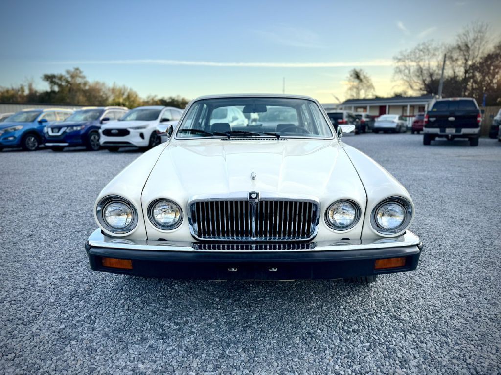 1987 Jaguar XJ Image 6