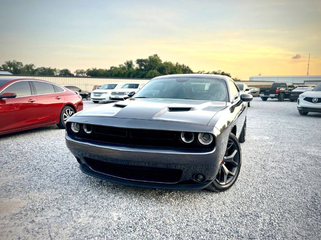 2020 Dodge Challenger Image 1