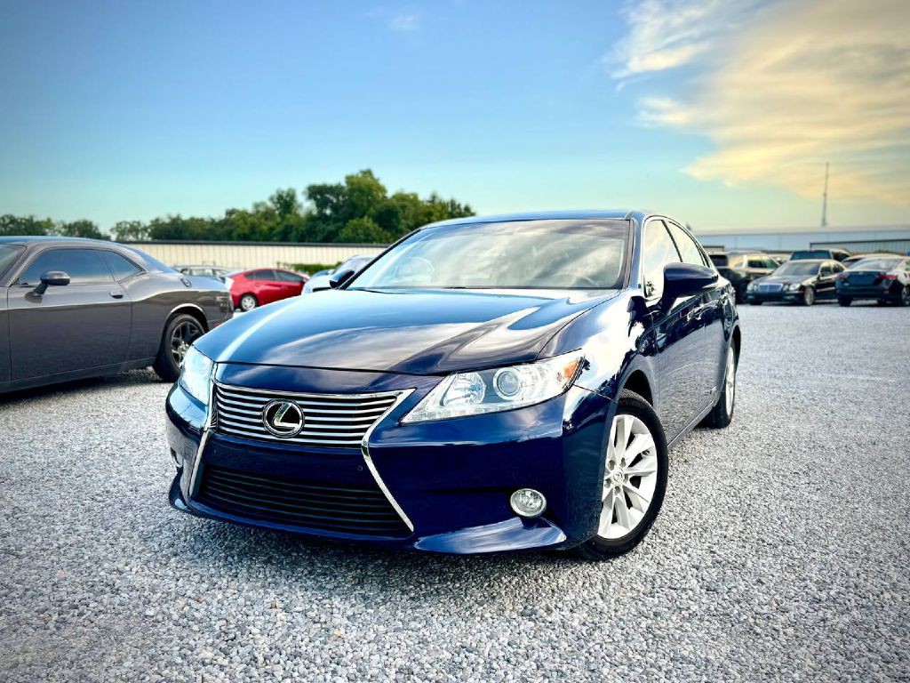 2013 Lexus ES Image 1