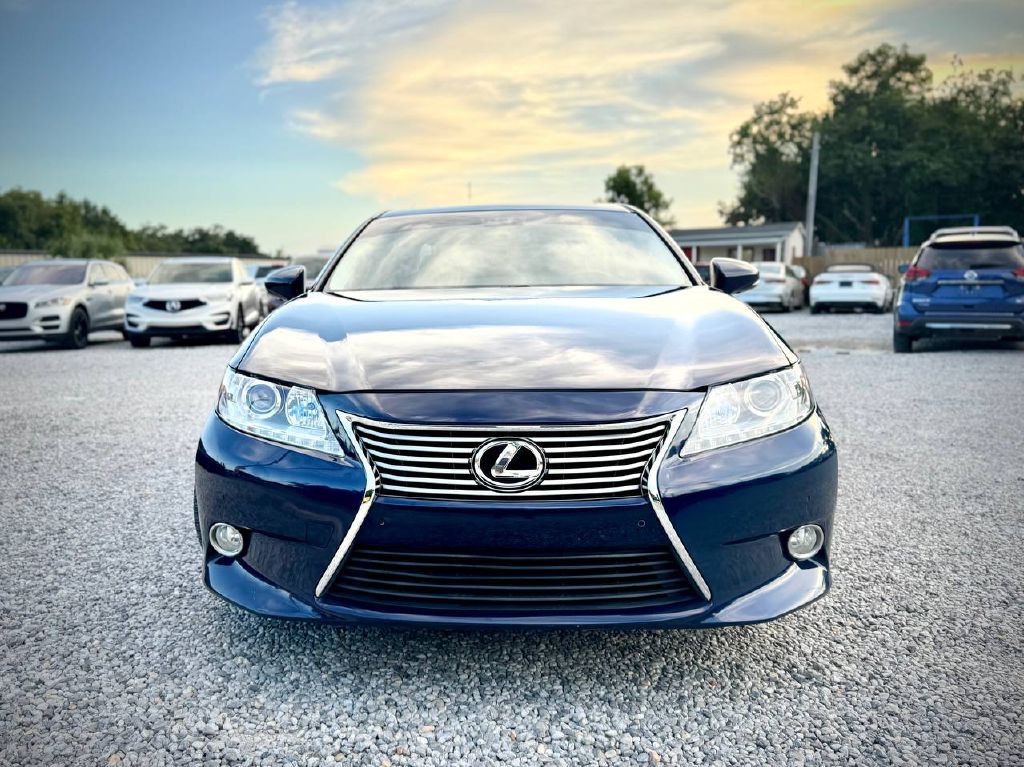 2013 Lexus ES Image 6