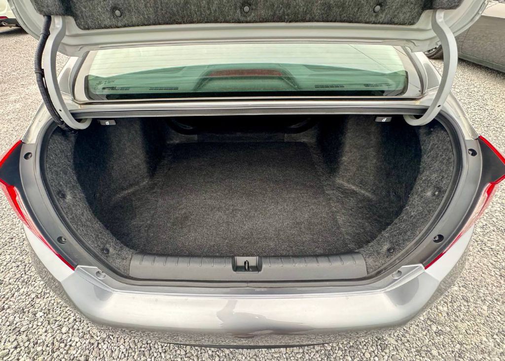 2016 Honda Civic Image 13