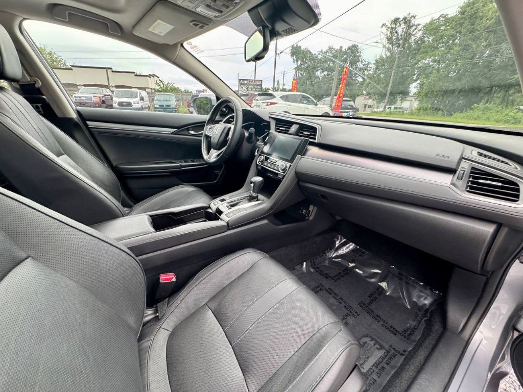 2016 Honda Civic Image 14