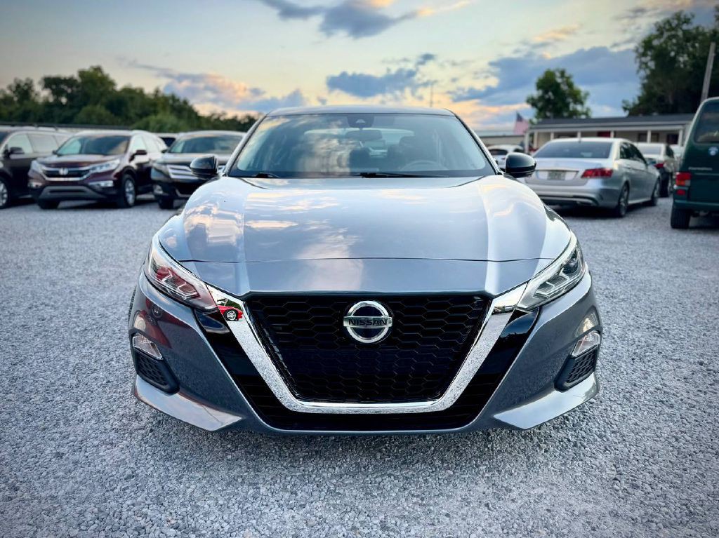 2020 Nissan Altima Image 6