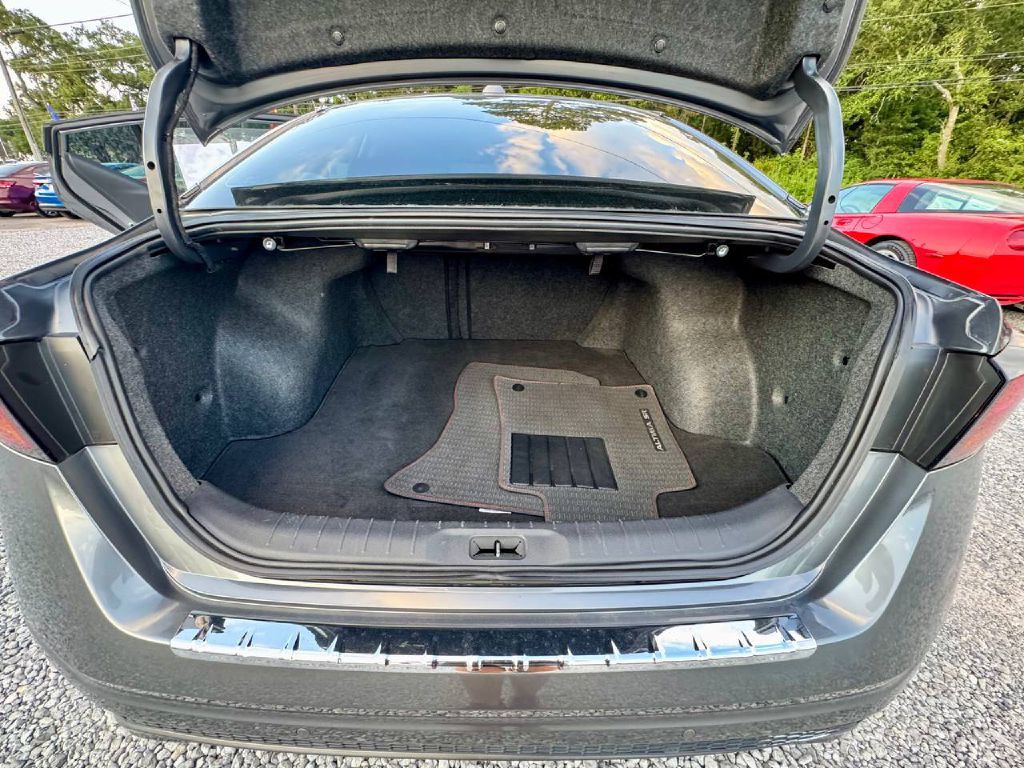 2020 Nissan Altima Image 11