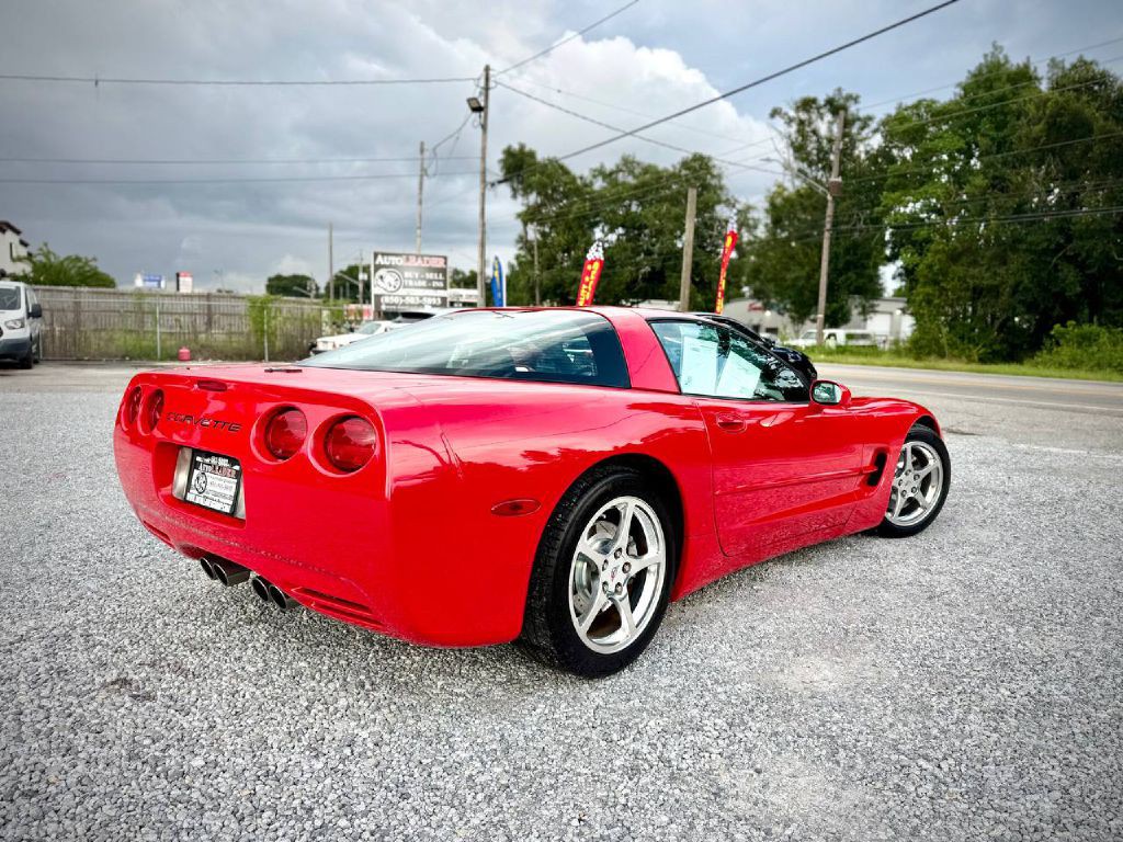 2004 Chevrolet Corvette Image 4