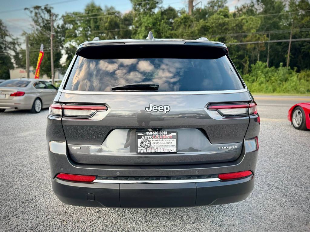 2022 Jeep Grand Cherokee Image 3