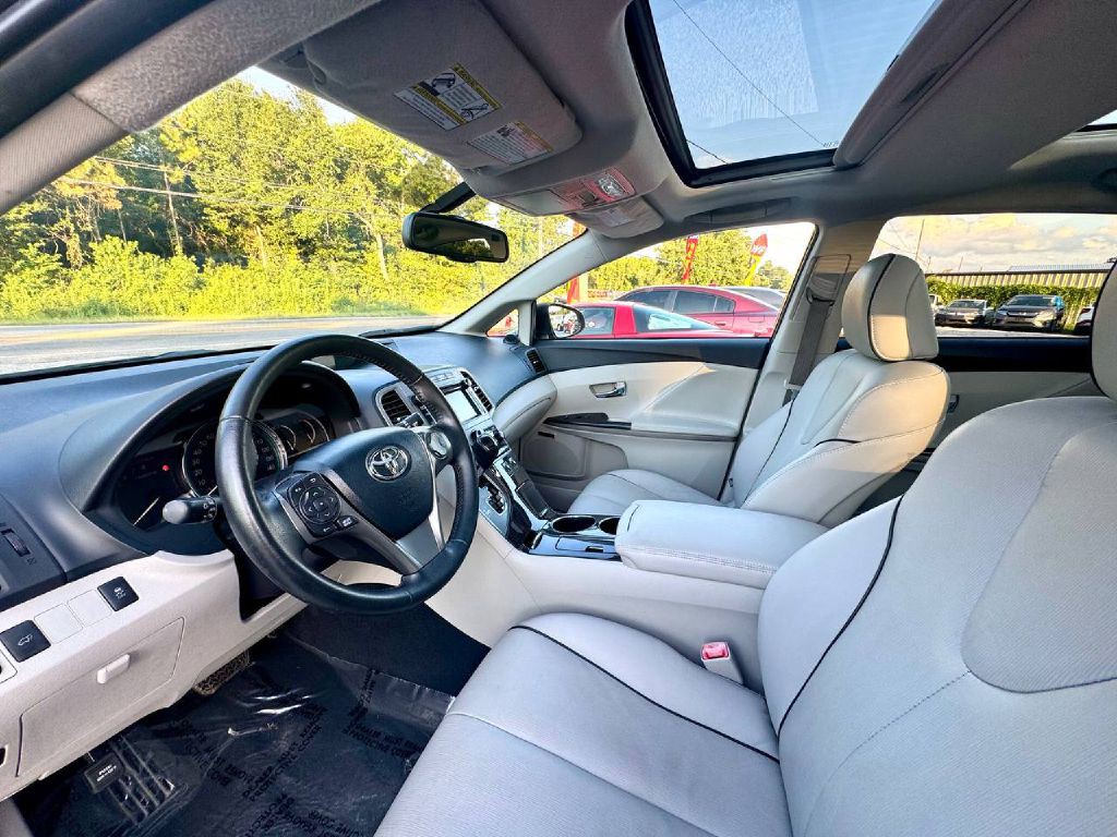 2014 Toyota Venza Image 9