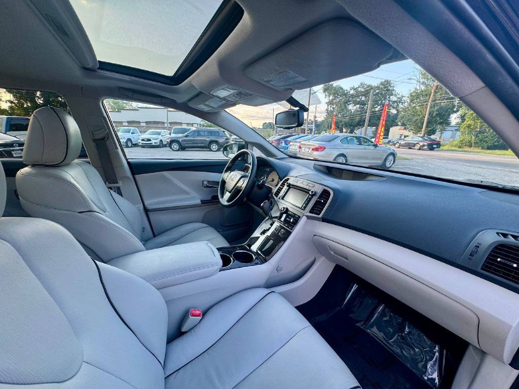 2014 Toyota Venza Image 14
