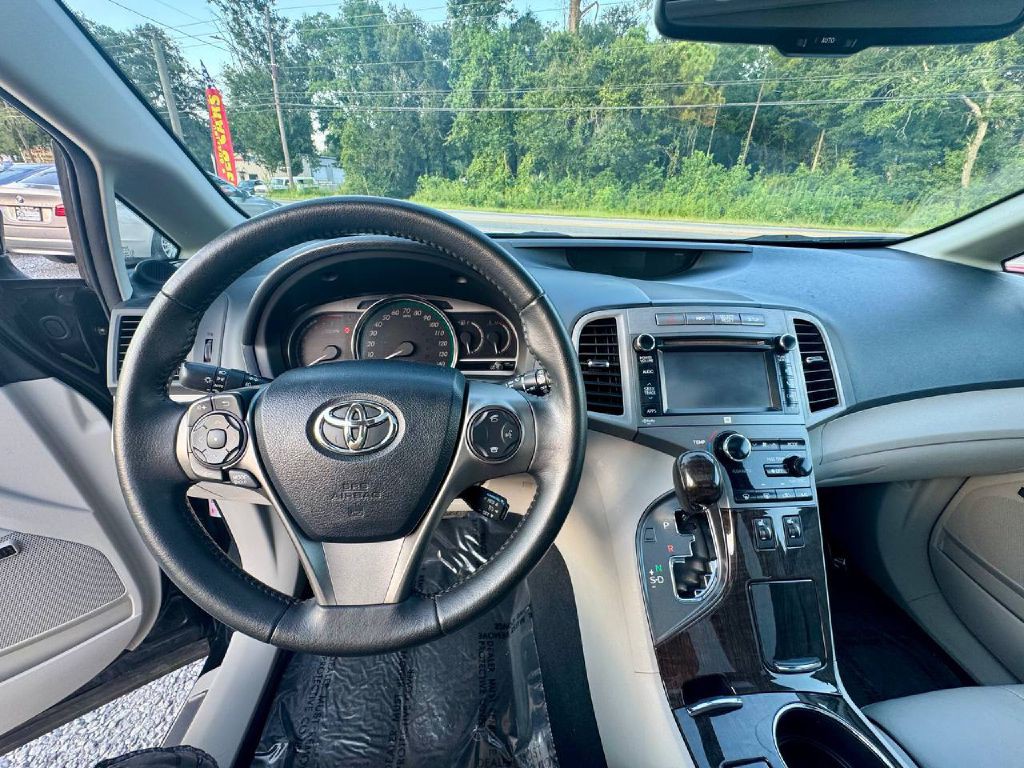 2014 Toyota Venza Image 16