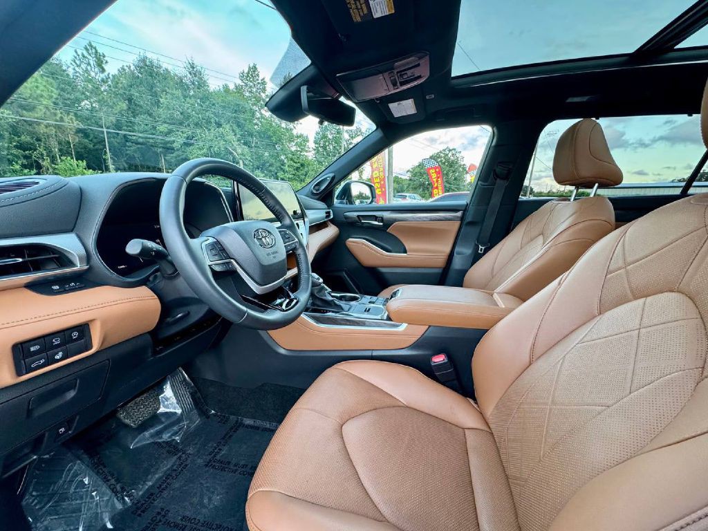 2024 Toyota Highlander Image 9