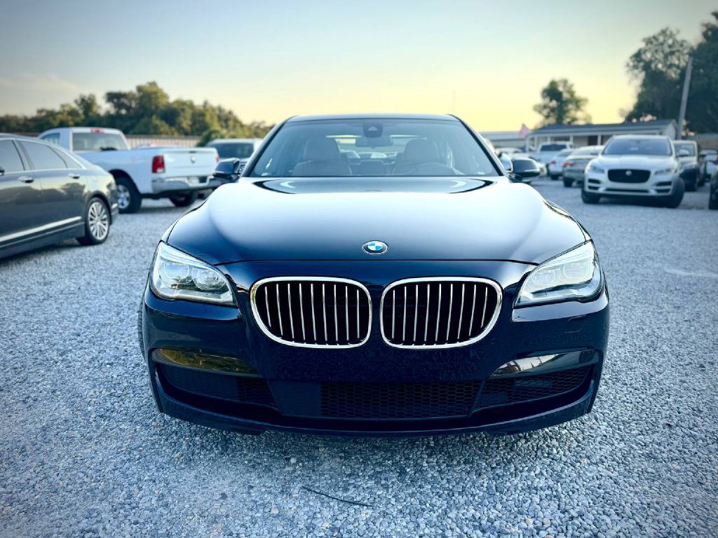 2015 BMW 7 Series Image 6