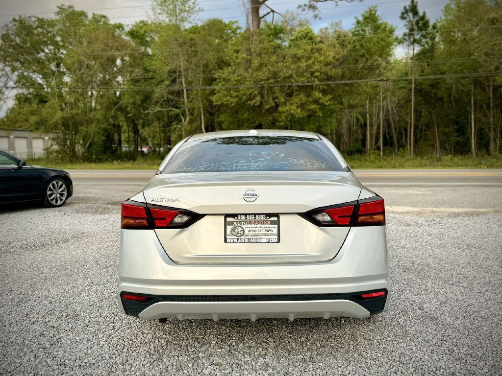 2020 Nissan Altima Image 3